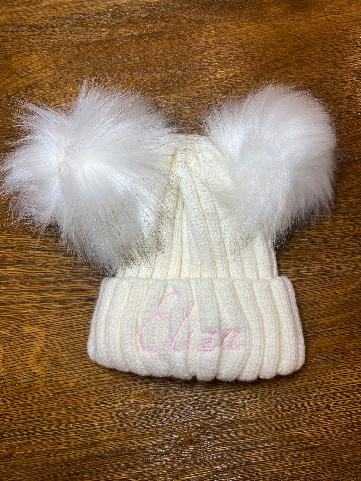 White double bobble hat