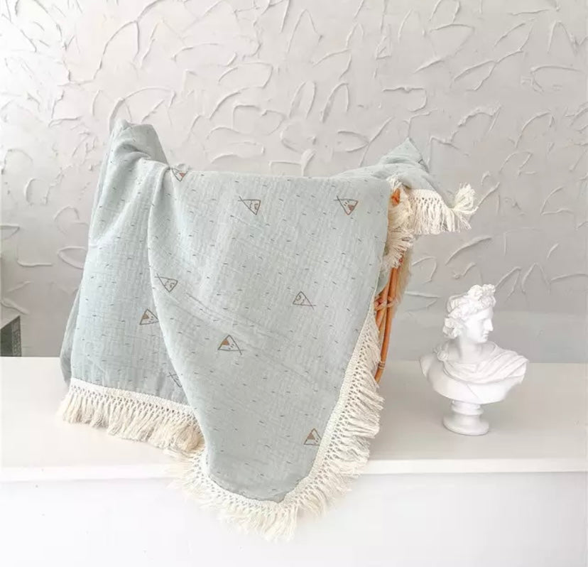 Tent tassel muslin blanket