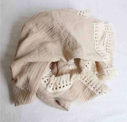 Beige tassel muslin blanket