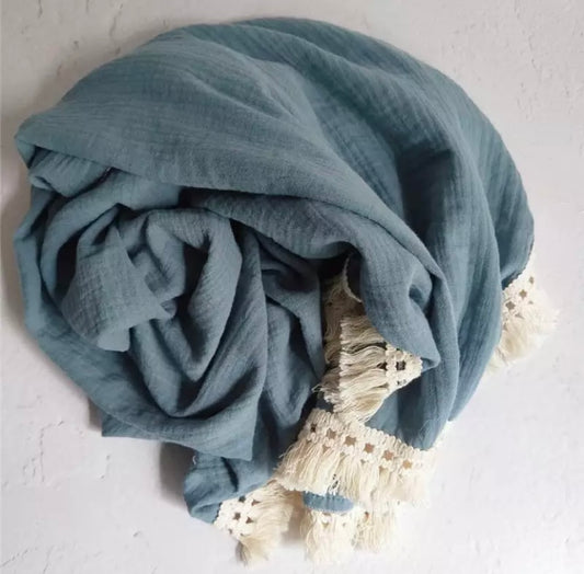 Navy tassel muslin blanket